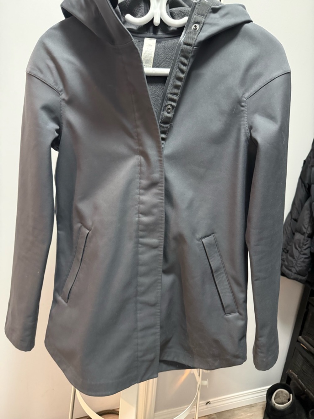 Ivivva size 14 youth Hooded Lightweight Rain Jacket - Gray